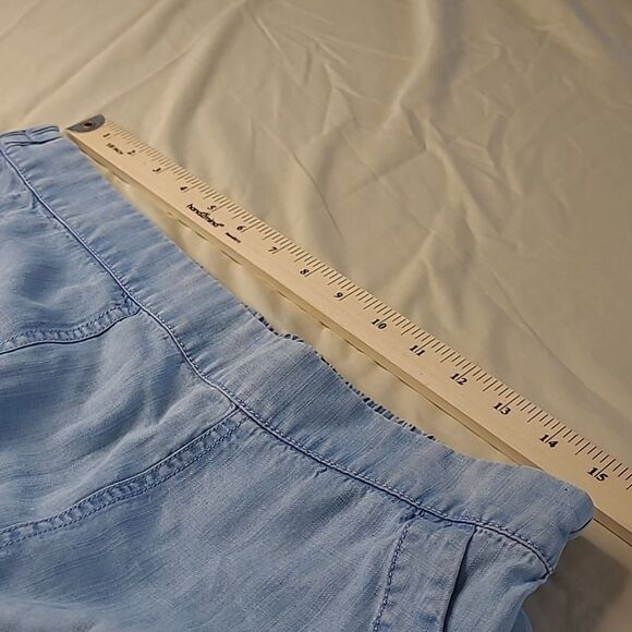 Foxcroft NYC sz M blue 100%tencel fabric - Picture 5 of 6